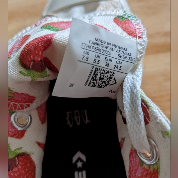 Converse - Picture 6 of 8